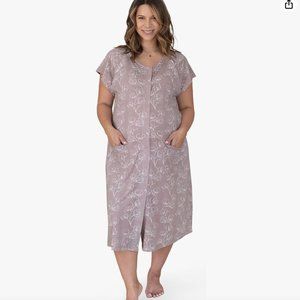 Kindred Bravely Labor and Delivery Gown 3 in 1 Labor, Nursing - "XL/XXL" Lilac